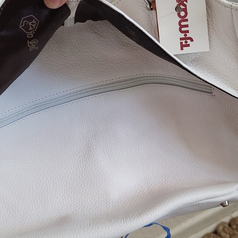 Purse - Picture 7 of 8